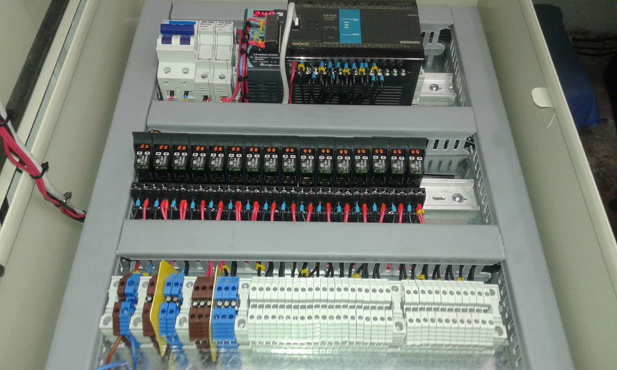 tablero-electrico-con-plc-armado-listo-para-instalar-D_NQ_NP_943515-MLA25892536318_082017-F